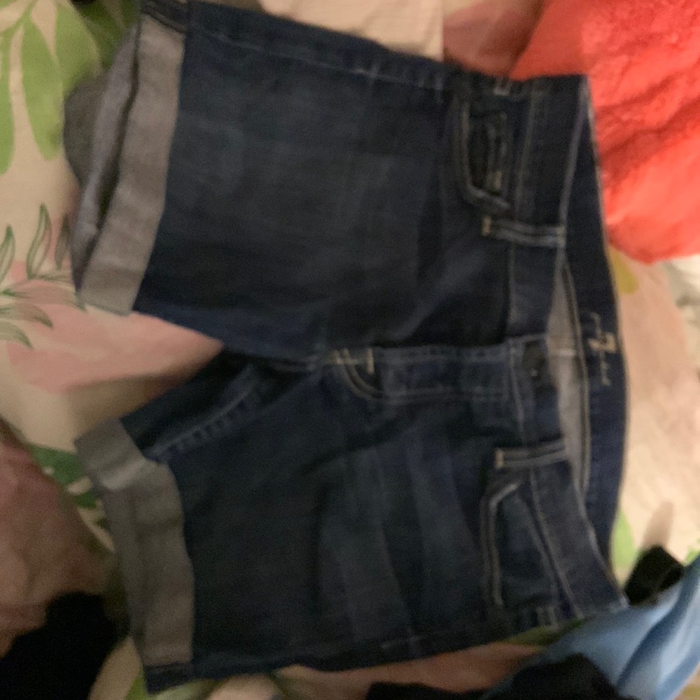 Jean shorts - Picture 2 of 6